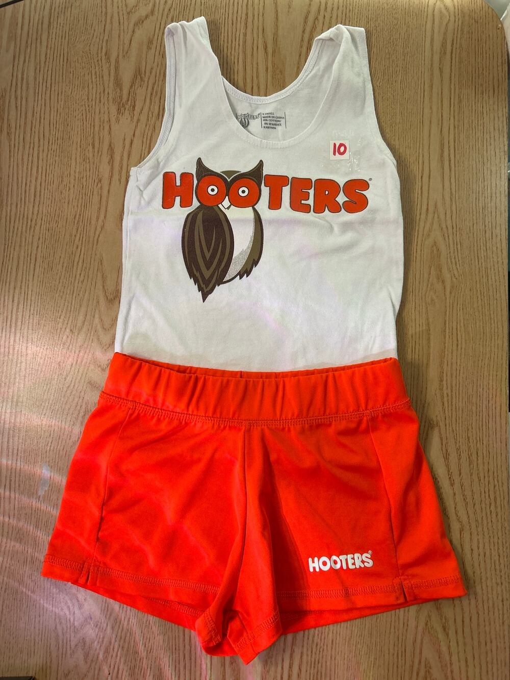b46-10 Women's 2pc Hooters Girl Worn Uniform Tank & Shorts Xs/Xxs Waist 11-15”